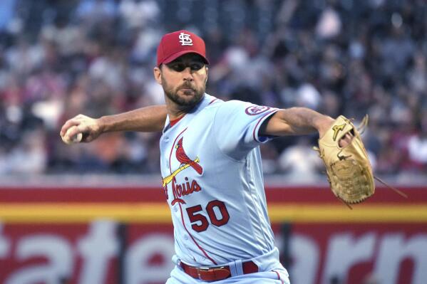 Cards' Adam Wainwright coming off IL to take on Diamondbacks