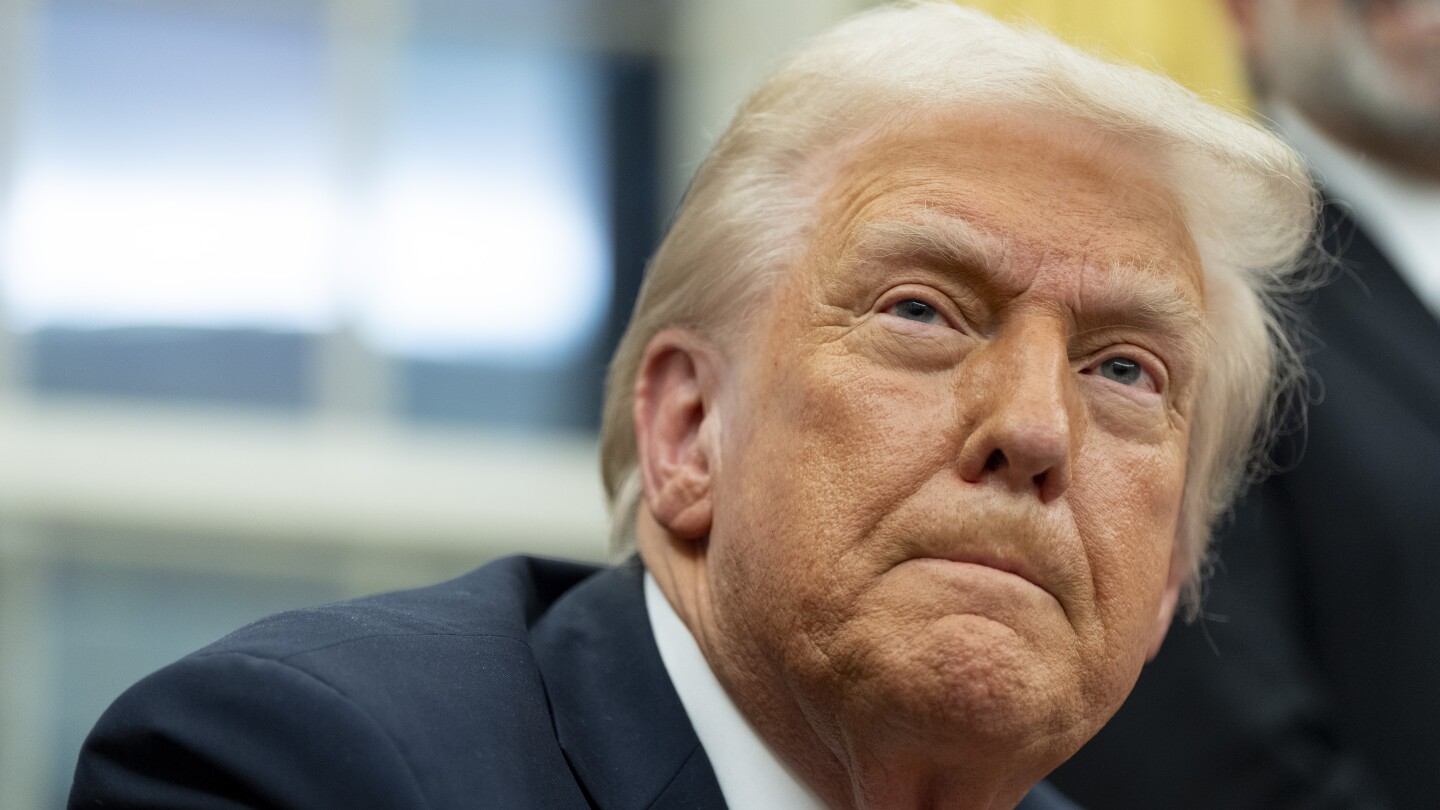 Trump visita estados árabes del Golfo mientras continúan las crisis en Gaza e Irán