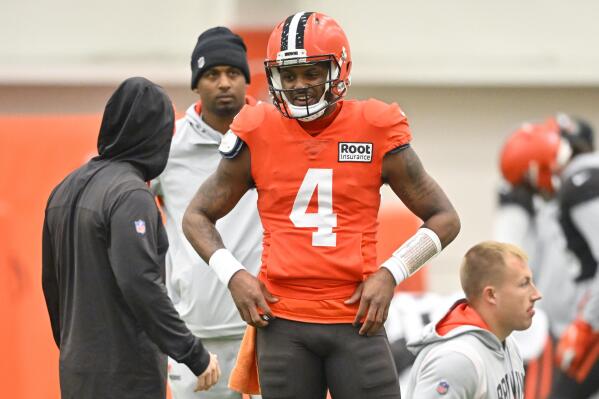 Deshaun Watson Dealing With An Injury At Browns Practice, The Spun