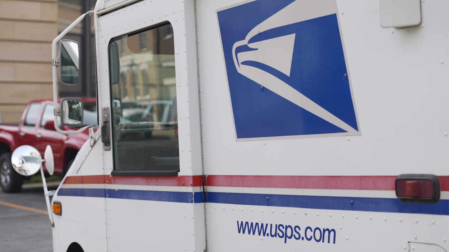 Пощенската служба на САЩ обяви мащабни планове във вторник за