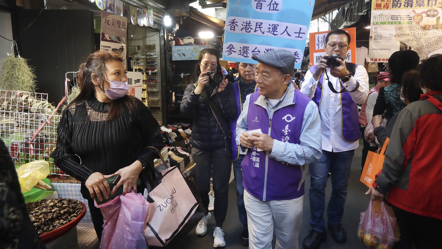 Жителите на Хонконг в Тайван твърдо подкрепят управляващата партия, след като видяха как Китай подкопава свободите у дома