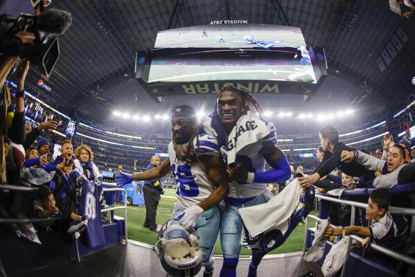 Prescott, Cowboys win 40-34, make Eagles wait on top seed