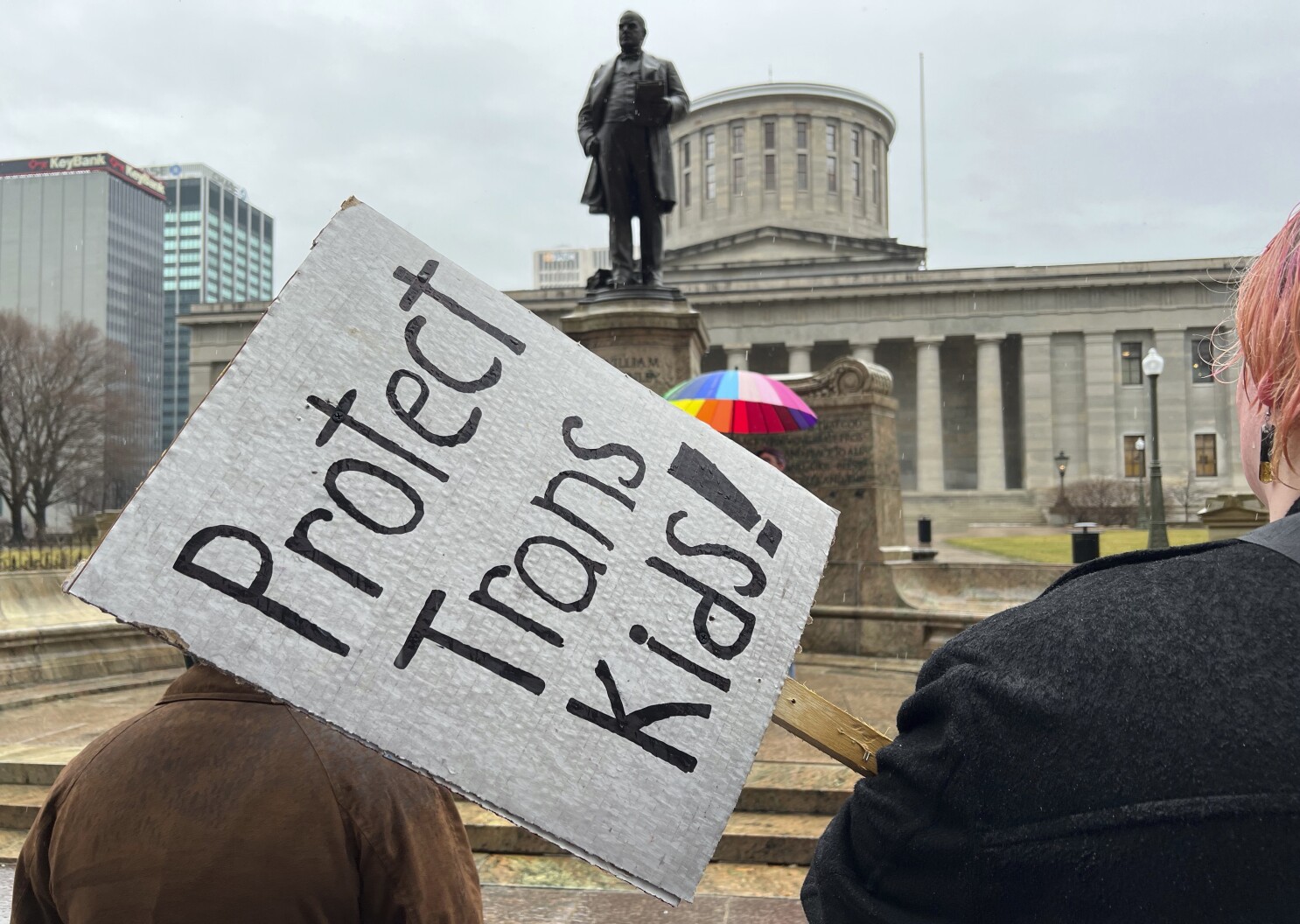 High court reinstates enforcement of Ohio’s ban on gender-affirming care for minors during appeal