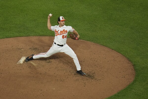 Mancini homers twice again, Orioles rout Blue Jays 11-4