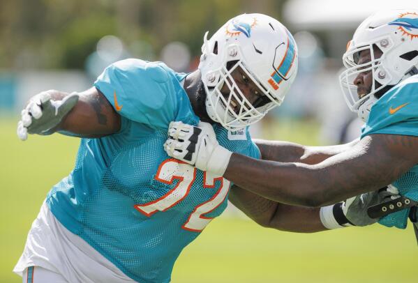 Dolphins DT Christian Wilkins not participating in team drills