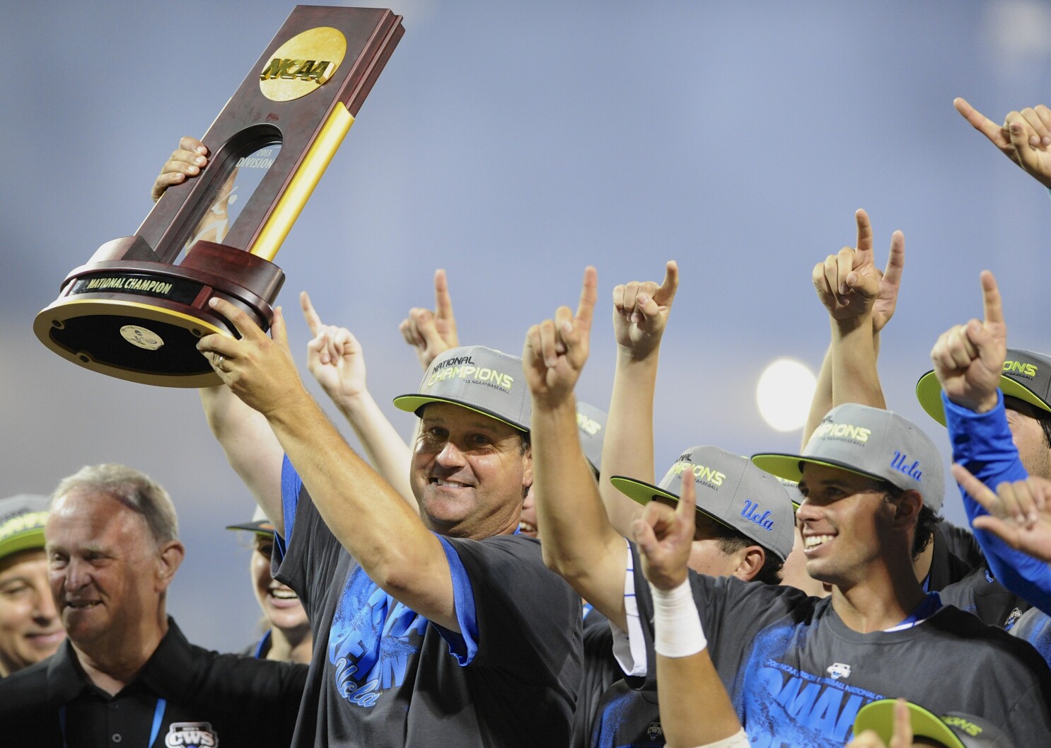 College World Series will feature some Pac-12 nostalgia. 'This is for the West,' UCLA coach says