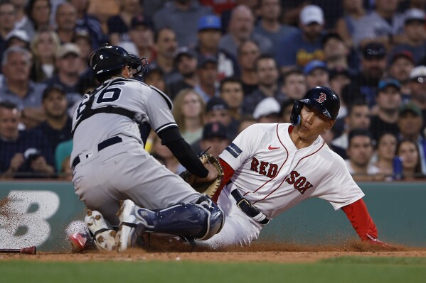 Gleyber Torres' bases-clearing double gives Yankees win over Red Sox in 10  innings