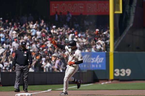 Luke Jackson celebrates his birthday with former Braves teammates