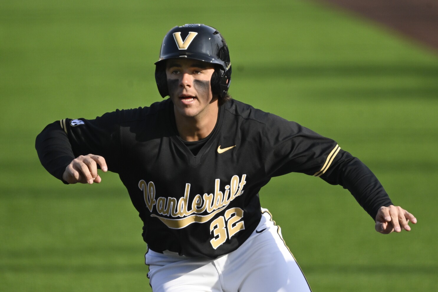 Vanderbilt earns No. 1 seed in NCAA baseball tournament; record 13 SEC teams are in 64-team field