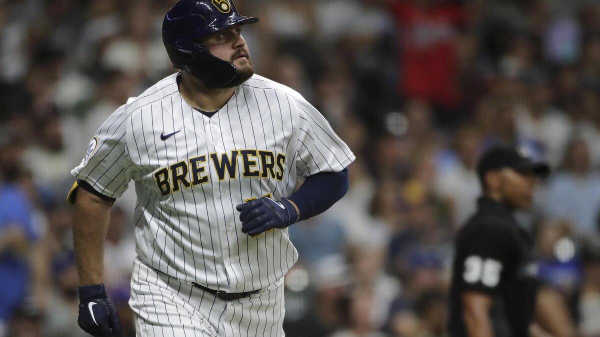 Tellez homers twice to help Brewers beat White Sox 6-1