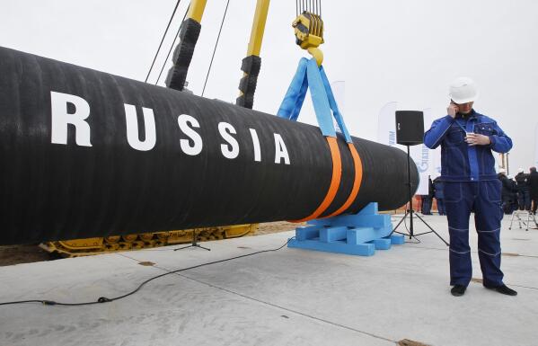 Ukraine-Russia: Germany suspends Nord Stream 2 gas pipeline | AP News