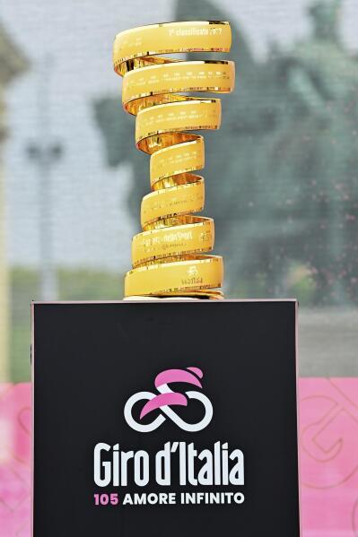 Gallery: Van der Poel feasts on Giro d'Italia Stage 1 in Hungary