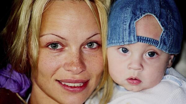 Review: Pamela Anderson captivatingly tells her own story | AP News