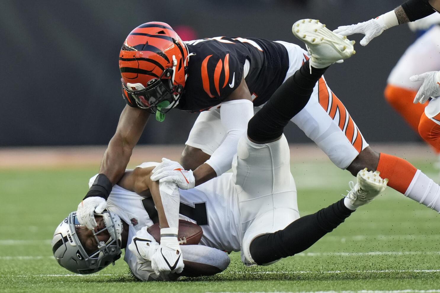 Playoff frustration continues for Raiders in loss to Bengals