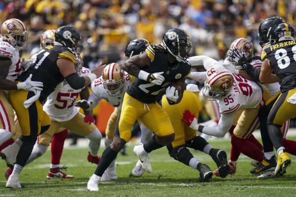Pickett, Steelers looked unbeatable in the preseason. Against San Francisco,  they were anything but