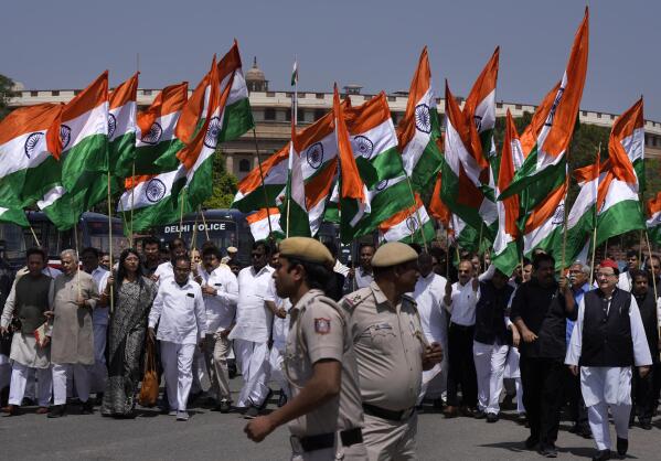 Opposition rally: Mahagathbandhan is angry because I stopped them from  looting India, says Modi