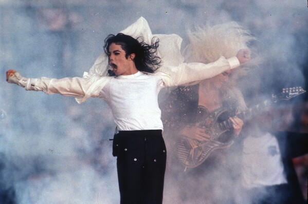 FILE - In this Feb. 1, 1993, file photo, Michael Jackson performs during the halftime show at the Super Bowl in Pasadena, Calif. Apple Music announced on Wednesday, May 22, 2024, their 10 greatest albums of all time and Jackson's 1982 "Thriller" came in second on the list. (AP Photo/Rusty Kennedy, File)
