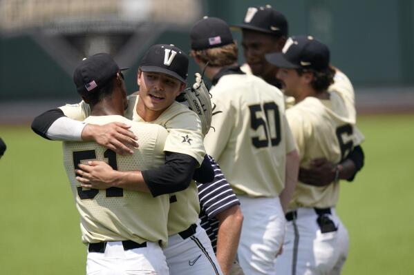 Tennessee baseball wins series against Florida heading into Vanderbilt