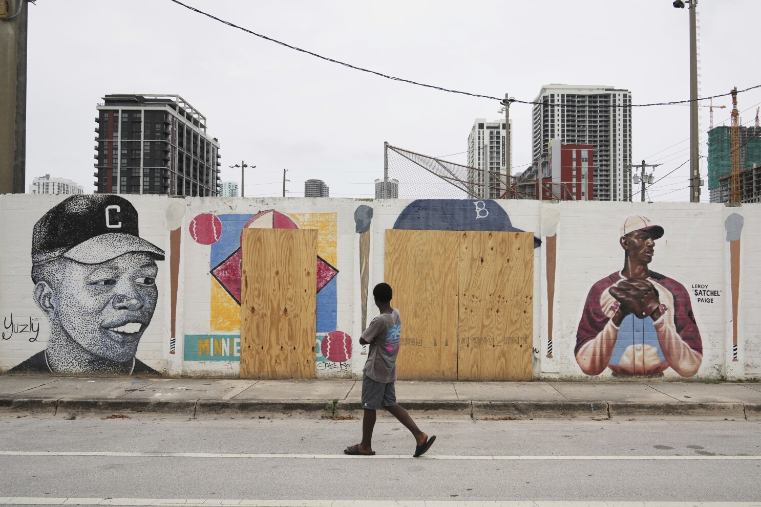 Mural in Miami honoring Black baseball legends is defaced with racist graffiti