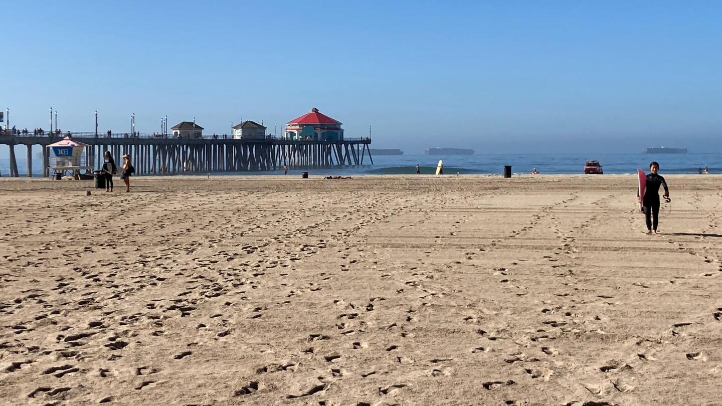 California's 'Surf City USA' beach reopens after oil spill