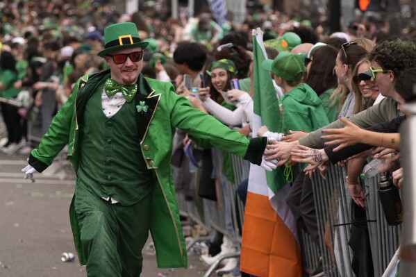 st pattys day tops canada