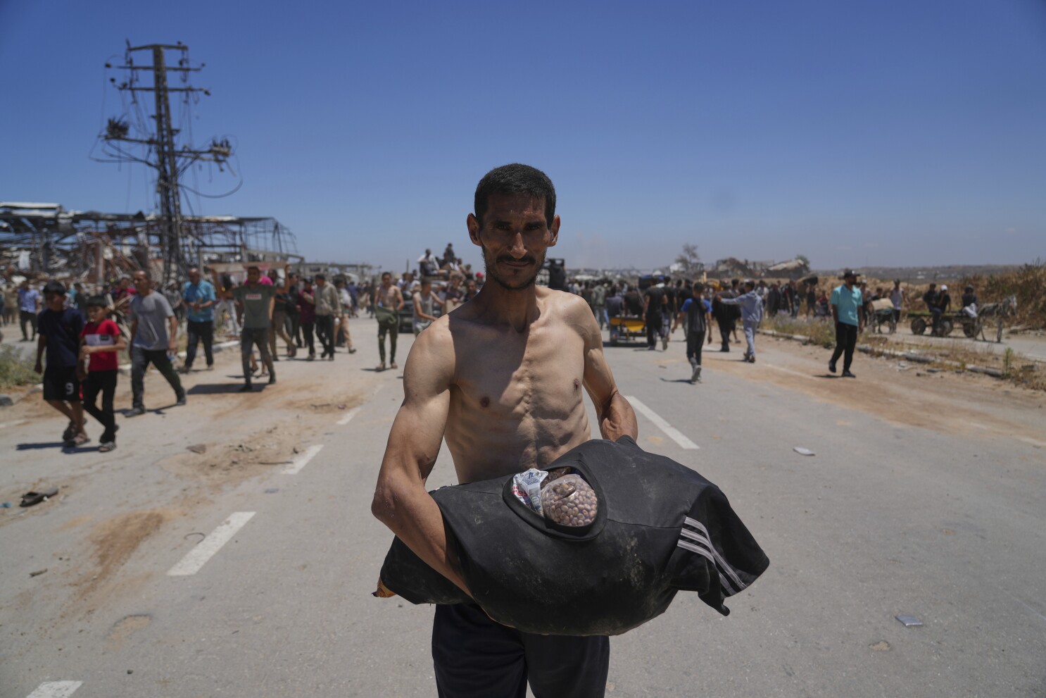 Witnesses in Gaza describe more chaos at food distribution sites