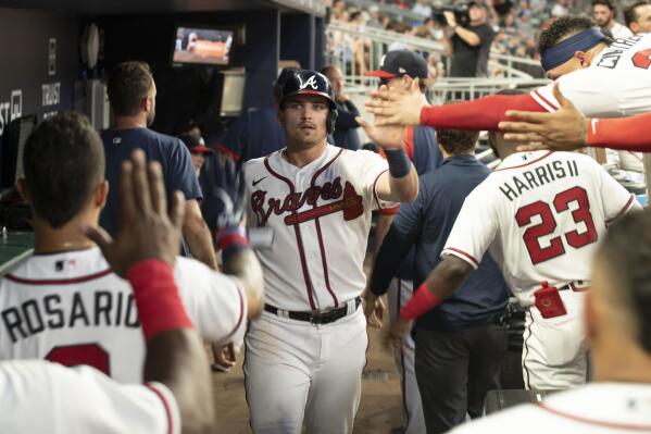 Braves place OF Hilliard on IL with bruised heel, return Rosario