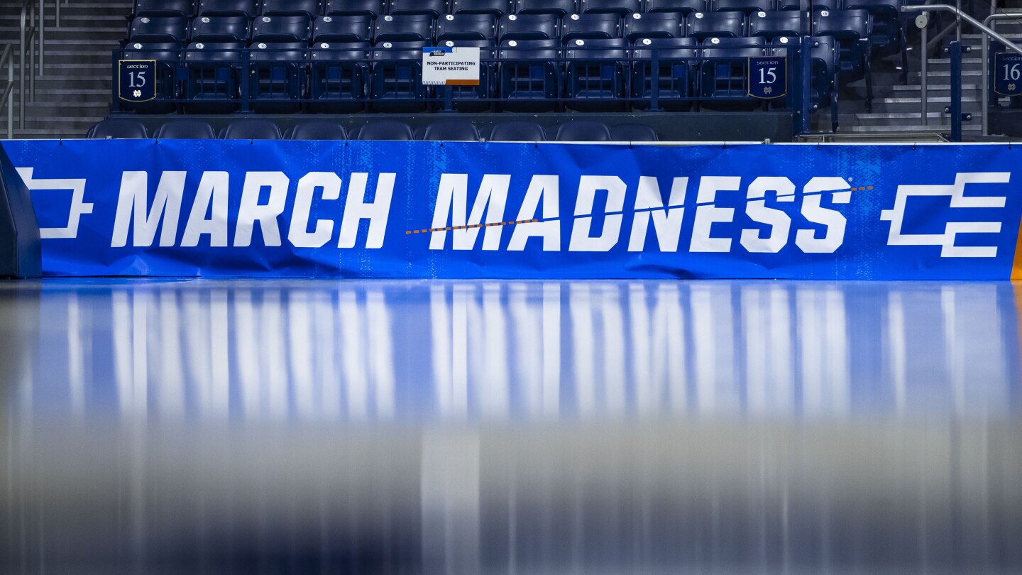 NCAA представя опции за разширяване на турнирите March Madness от настоящите 68 отбора, казва източник на AP