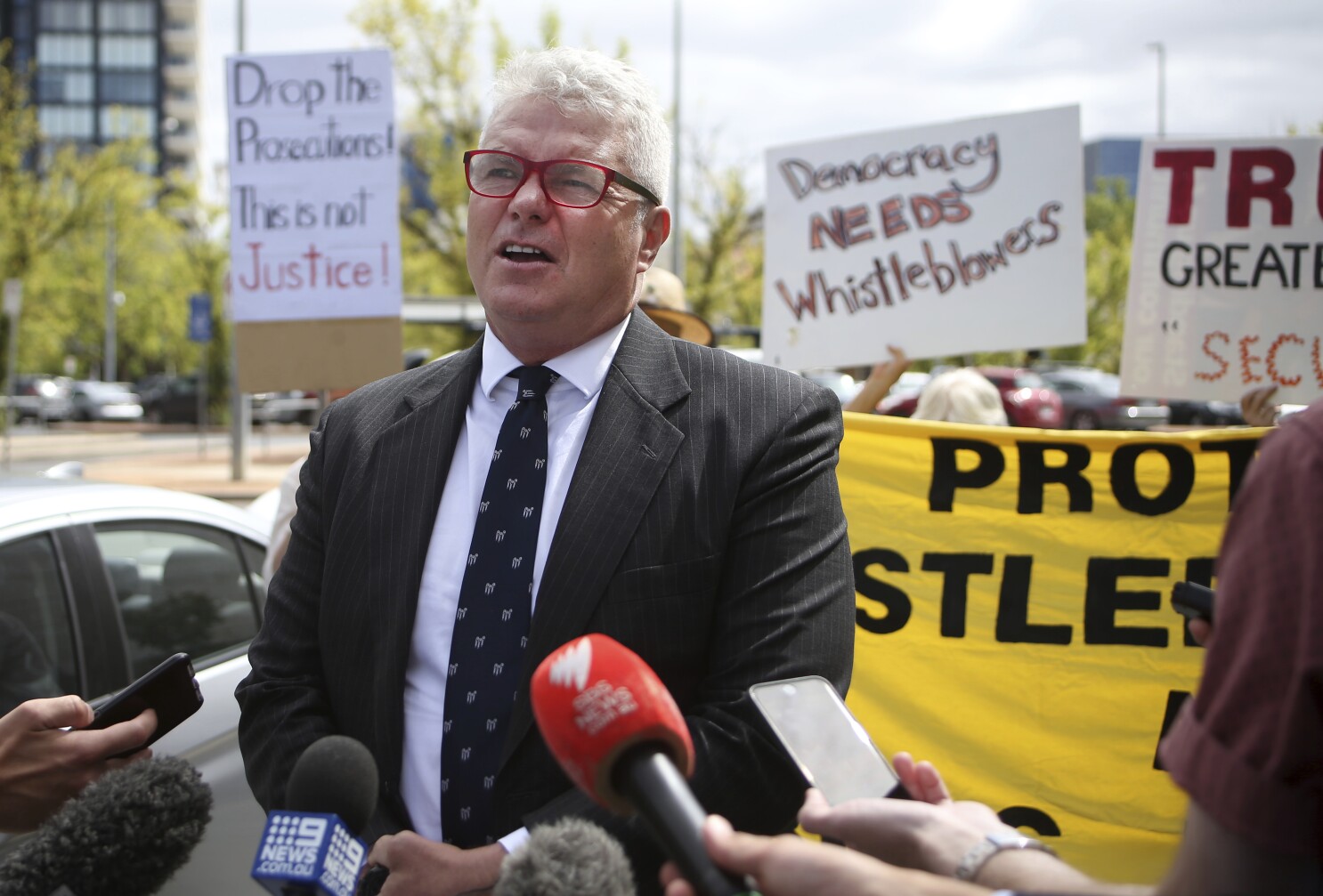 Australia whistleblower who exposed war crime allegations loses bid to reduce prison sentence