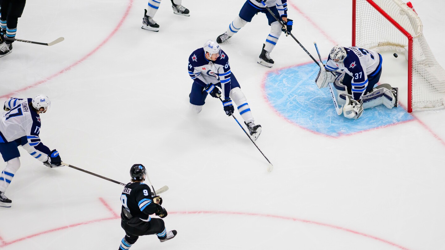 Utah Hockey Club tops Jets 4-1, playoff hopes alive