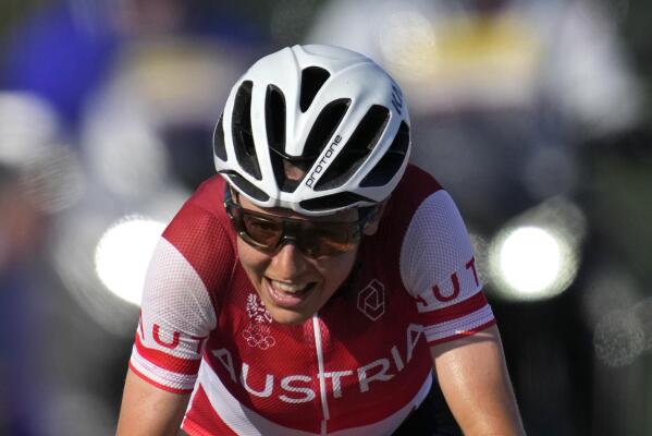 cycling road race olympics 2021