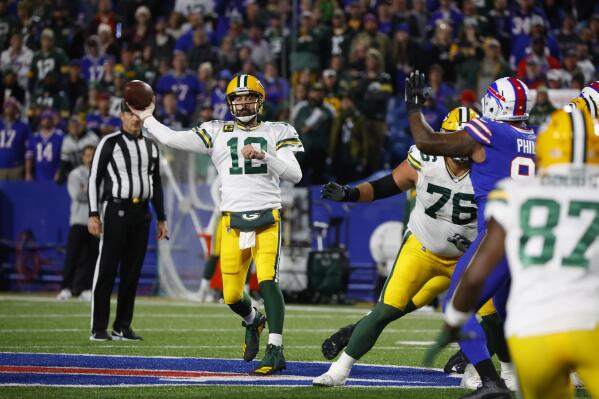 POLL: Predict Packers' win-loss record for 2022 NFL season