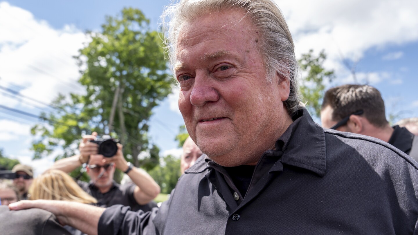 Steve Bannon Reported to Federal Prison Amid Contempt of Congress Conviction: Predicts Republican Victories, Slams 'Ruling Elite'