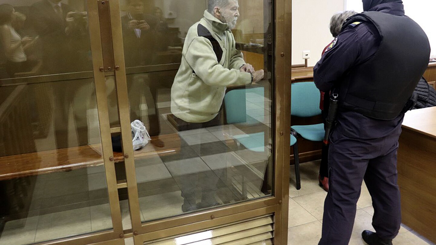 Российский суд приговорил 72-летнего американца к почти 7 годам тюрьмы за боевые действия на Украине