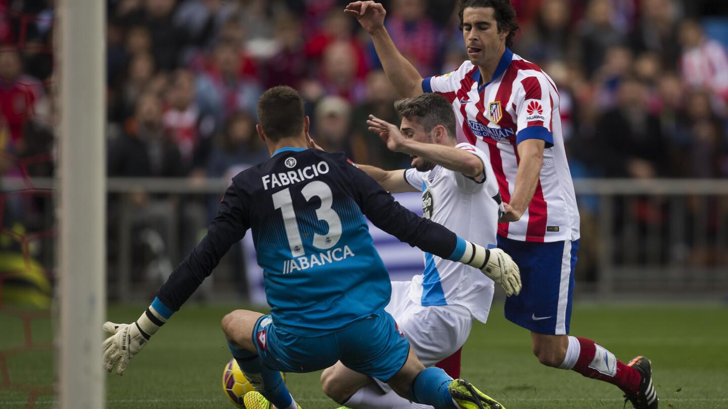 Atlético mengalahkan Deportivo 2-0 dan naik ke posisi kedua