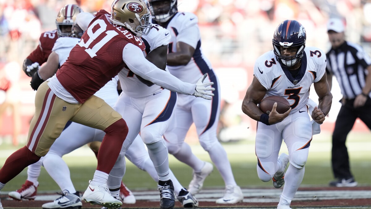 49ers rally late behind Trey Lance to beat Broncos 21-20 on rookie Jake  Moody's kick