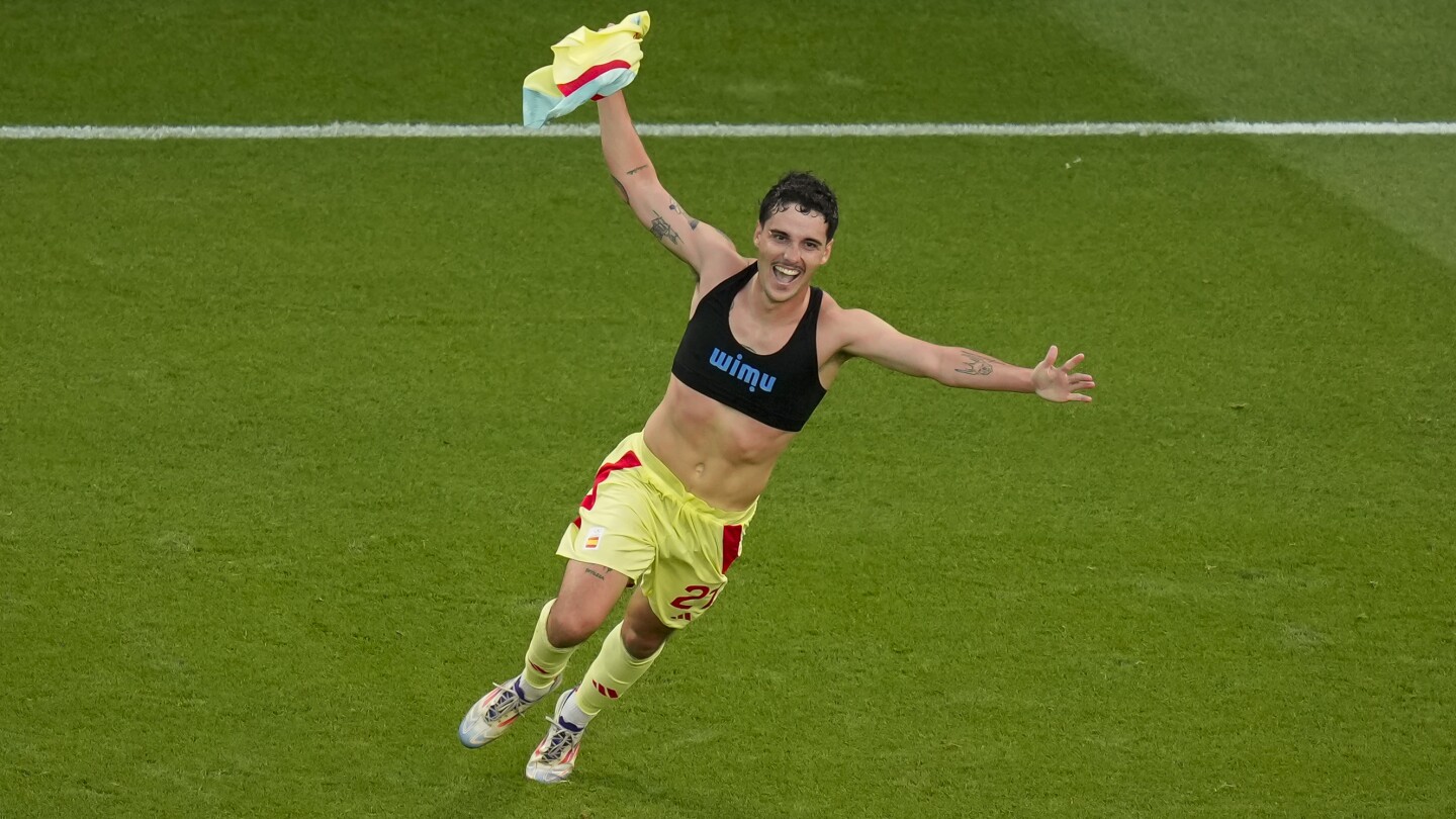 L’Espagne remporte l’or avec une victoire 5-3 sur la France lors de la finale de football masculin aux Jeux olympiques