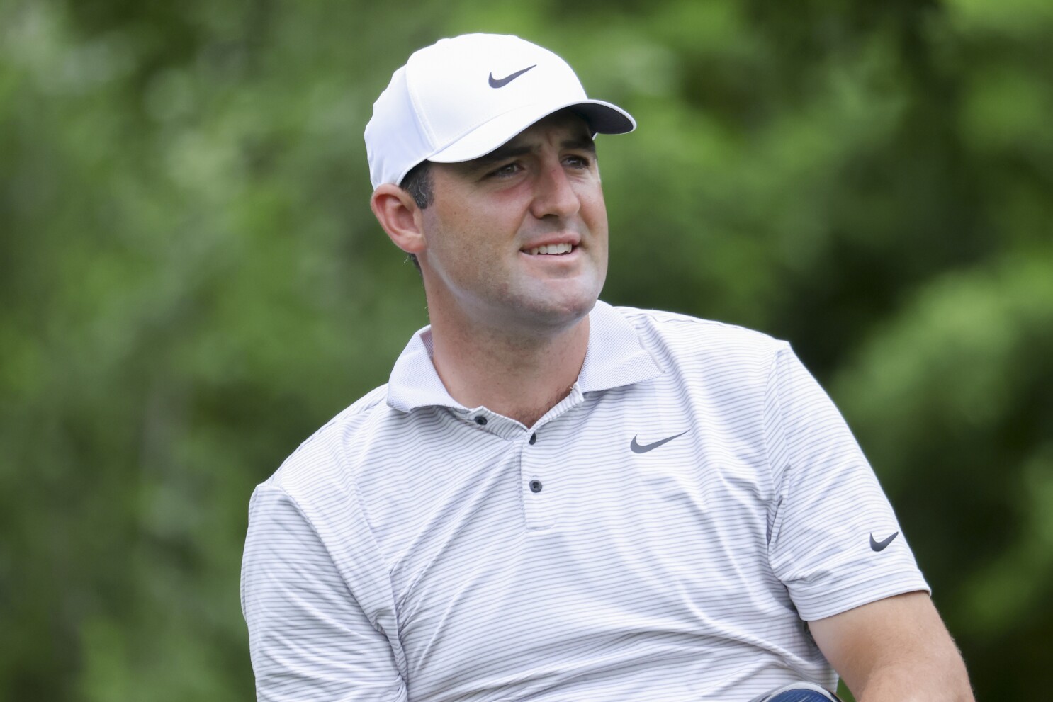 Scottie Scheffler returns to hometown Byron Nelson, takes 1st-round lead with 10-under 61