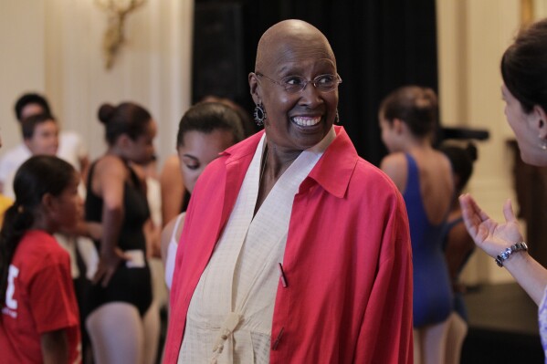 FILE - Judith Jamison, choreographer and artistic director of the Alvin Ailey American Dance Theatre, observes young dancers during a workshop at the White House in Washington, Tuesday, Sept. 7, 2010. (AP Photo/J. Scott Applewhite, File)