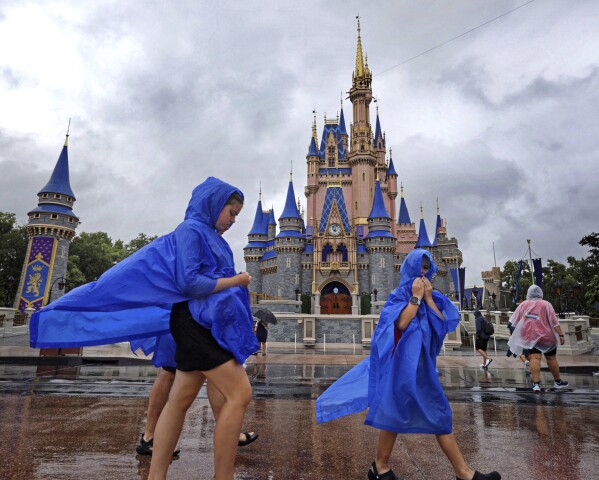Forecasters Still Predict Highly Active Atlantic Hurricane Season In ...