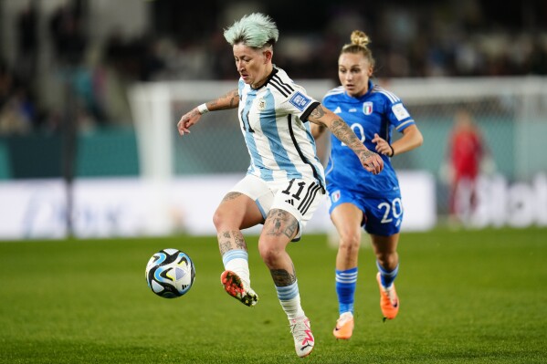 Argentina's Yamila Rodriguez control the ball during the Women's World Cup Group G soccer match between Italy and Argentina at Eden Park in Auckland, New Zealand, Monday, July 24, 2023. (AP Photo/Abbie Parr)