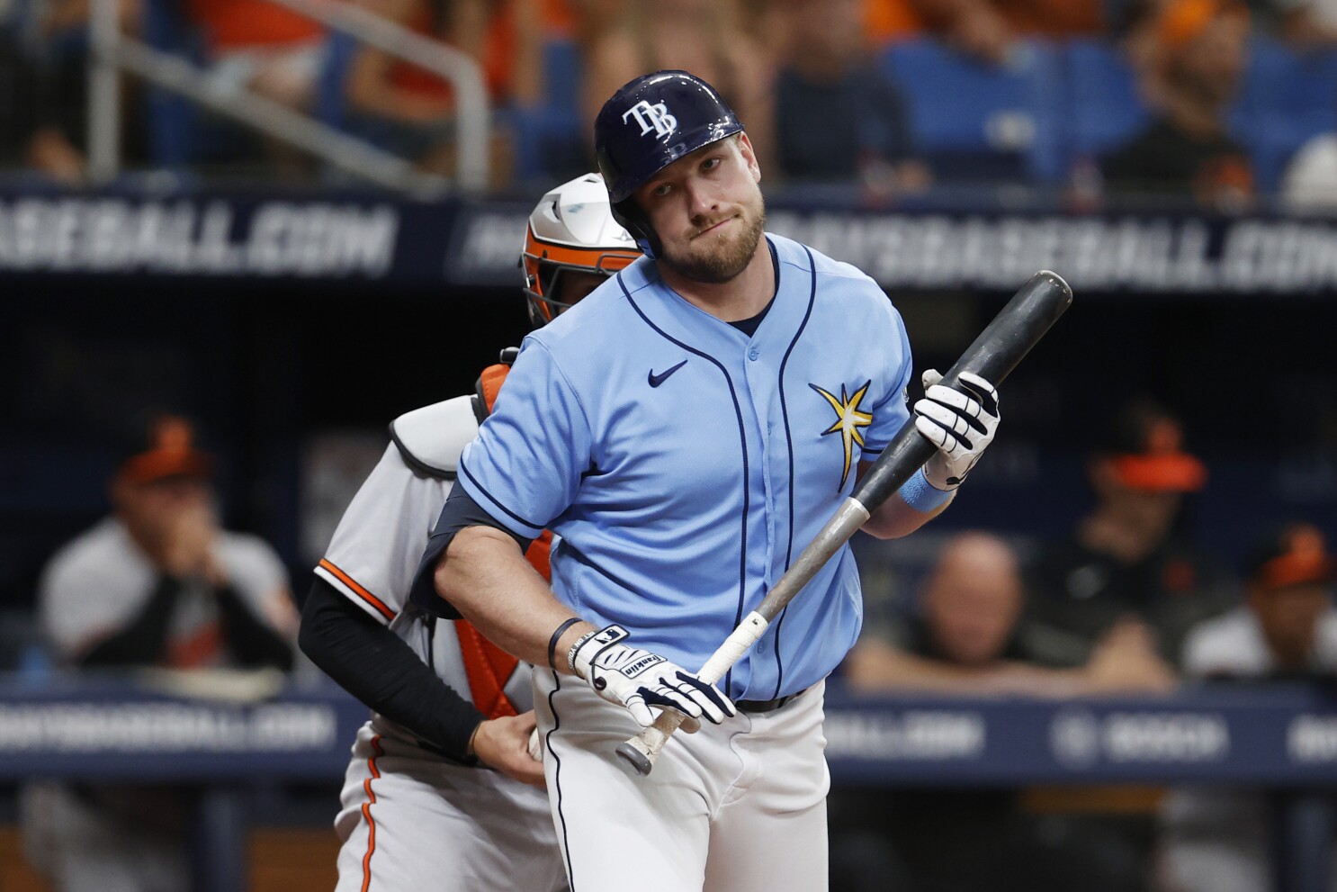 Slumping Rays avoid home sweep