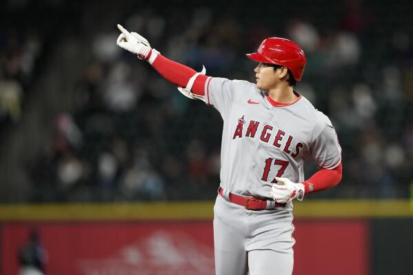 Ohtani, Trout homer in Angels' 7-3 win, completing swee