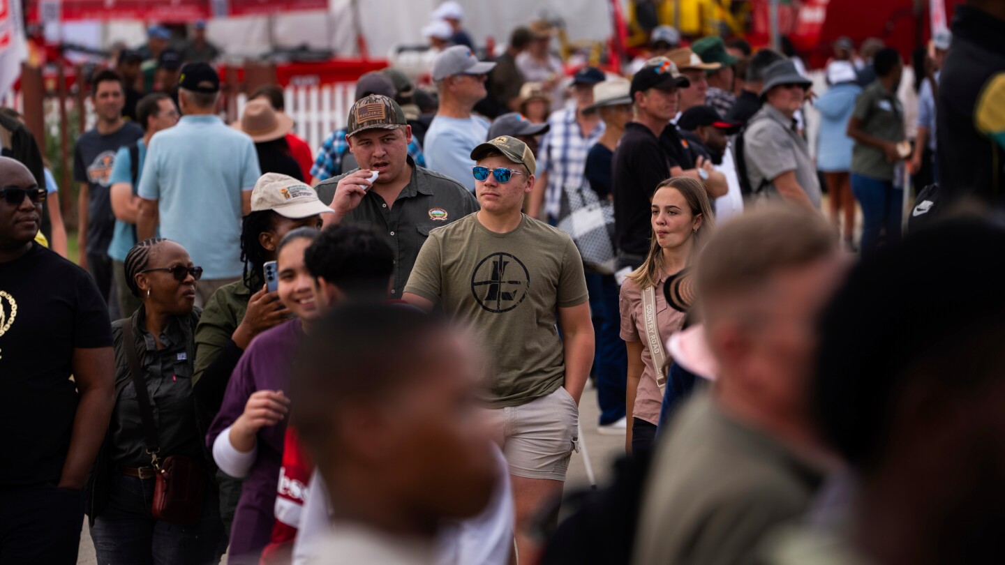 Trump alleges 'genocide' in South Africa but even Afrikaner farmers scoff