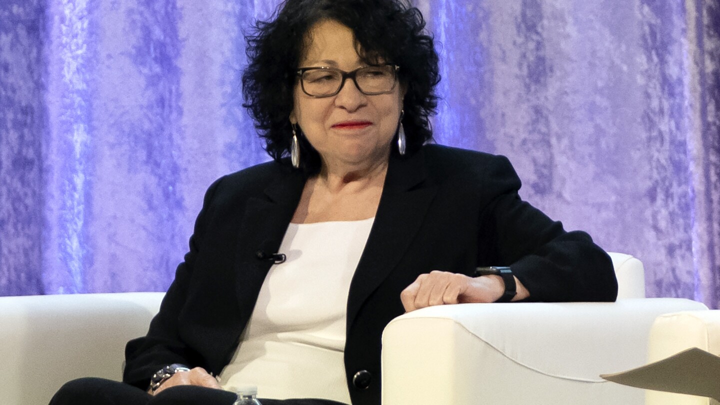 Sotomayor's dissent: A president should not be a 'king above the law'