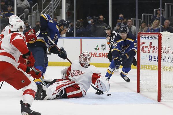 Red Wings, David Perron driven not to play out the string next season 