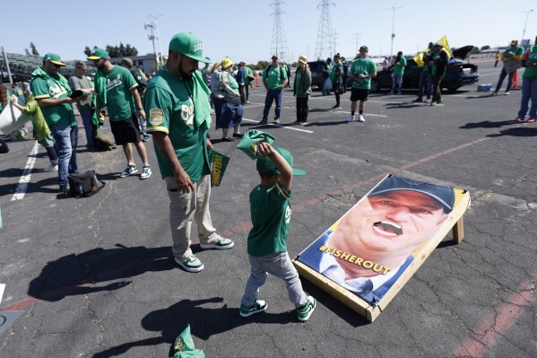 Oakland A's fans take one last stand against a potential move to