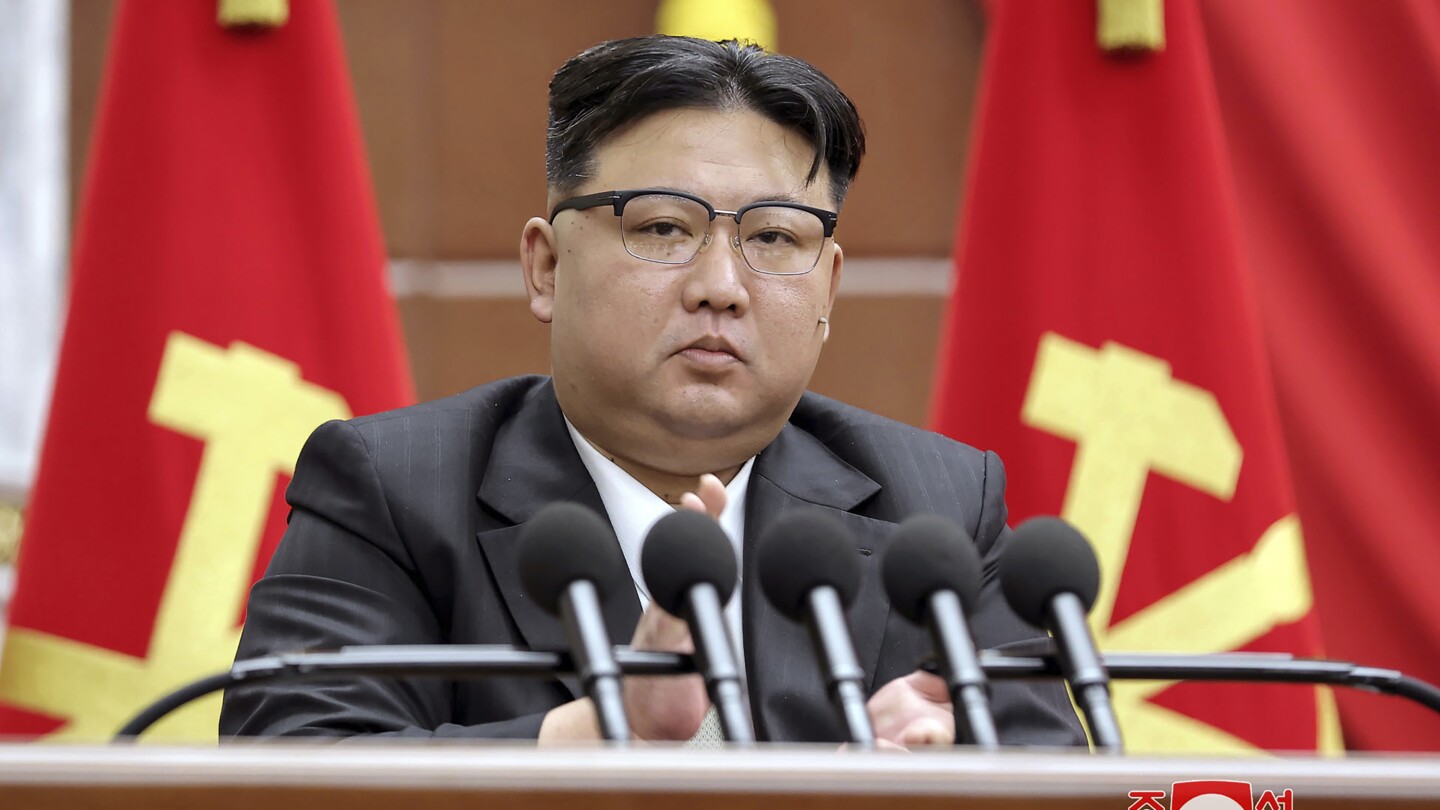 北朝鮮の指導者、2024年にはさらに3基の偵察衛星を打ち上げ、さらに多くの核兵器を製造すると発言