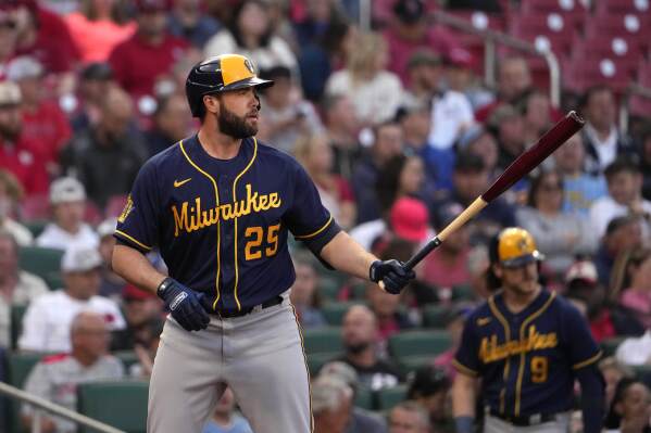 Milwaukee Brewers designated hitter Darin Ruf bats during the first inning of a baseball game against the St. Louis Cardinals, May 16, 2023, in St. Louis. (AP Photo/Jeff Roberson, File)