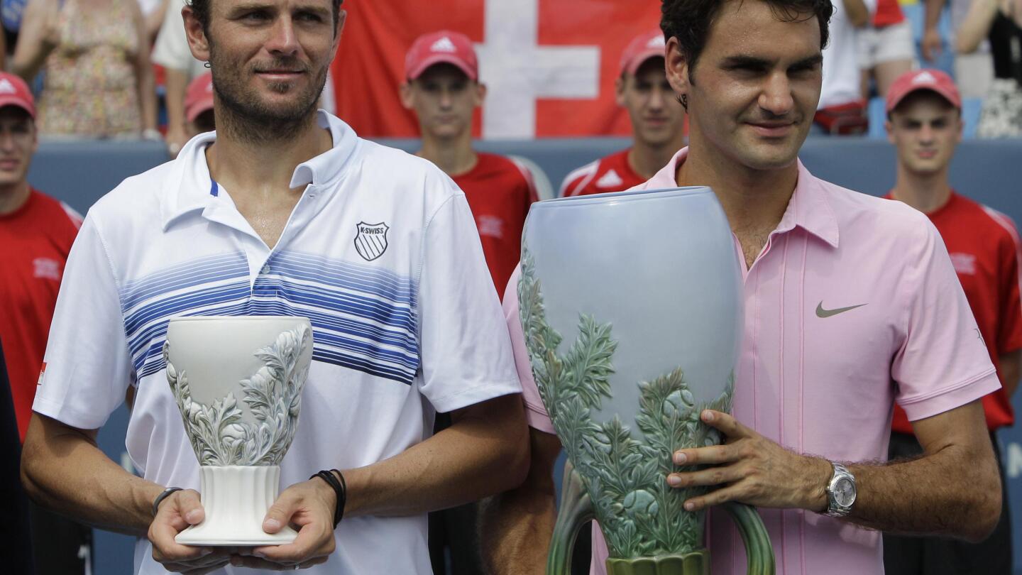Federer mengalahkan Fish untuk gelar Cincinnati Masters